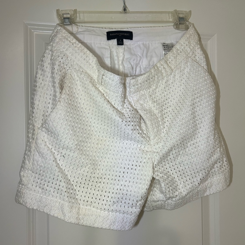 Banana Republic Women's Cream Eyelet Bermudas